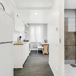 Apartment 5 - Spacious 2Br Apartment, City Access, Near Old Town *