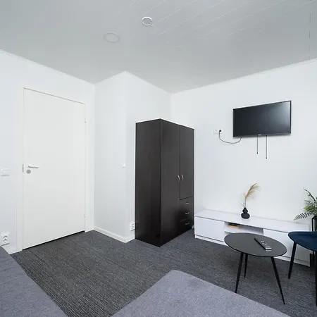 5 - Spacious 2br Apartment, Access, Near Old Town Appartamento Reval