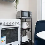 Апартаменты Apartment 5 - Spacious 2Br Apartment, City Access, Near Old Town Таллин